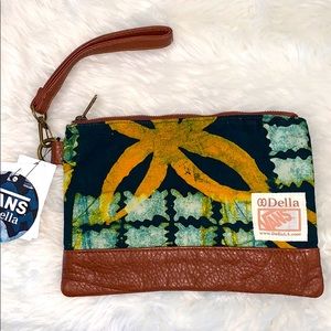 NWT Vans clutch purse
